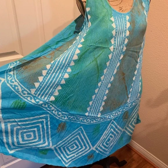 Multi colored print short umbrella dress. - Picture 2 of 5